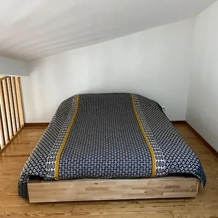 Cozy Mezzanine Hideaway Apartment
